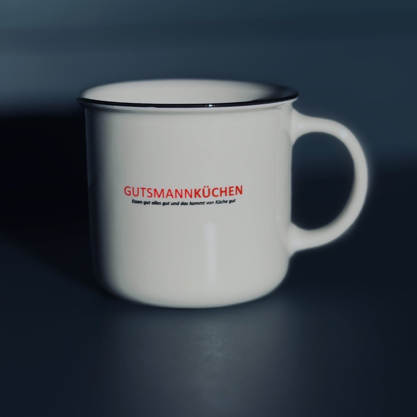 Retro-Tasse Keramik weiß